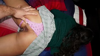 Хитрый парень вдул пьяной студентке в мини юбке после вписки